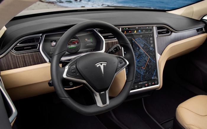 Tesla Auto Spezifikationen
