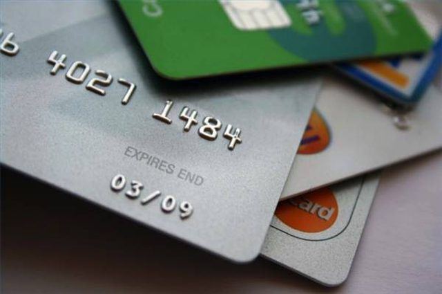 So schließen Sie eine Kreditkarte von Sberbank: Anweisungen für die Inhaber