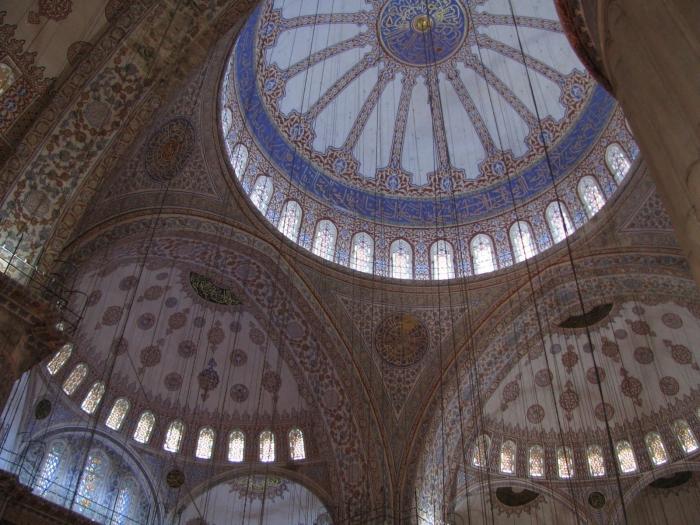 Touren nach Istanbul für das Wochenende: Wie man das Wochenende auf eine gesättigte Weise verbringen kann